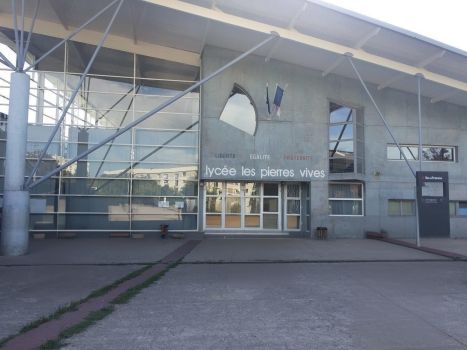 Lycée les pierres vives