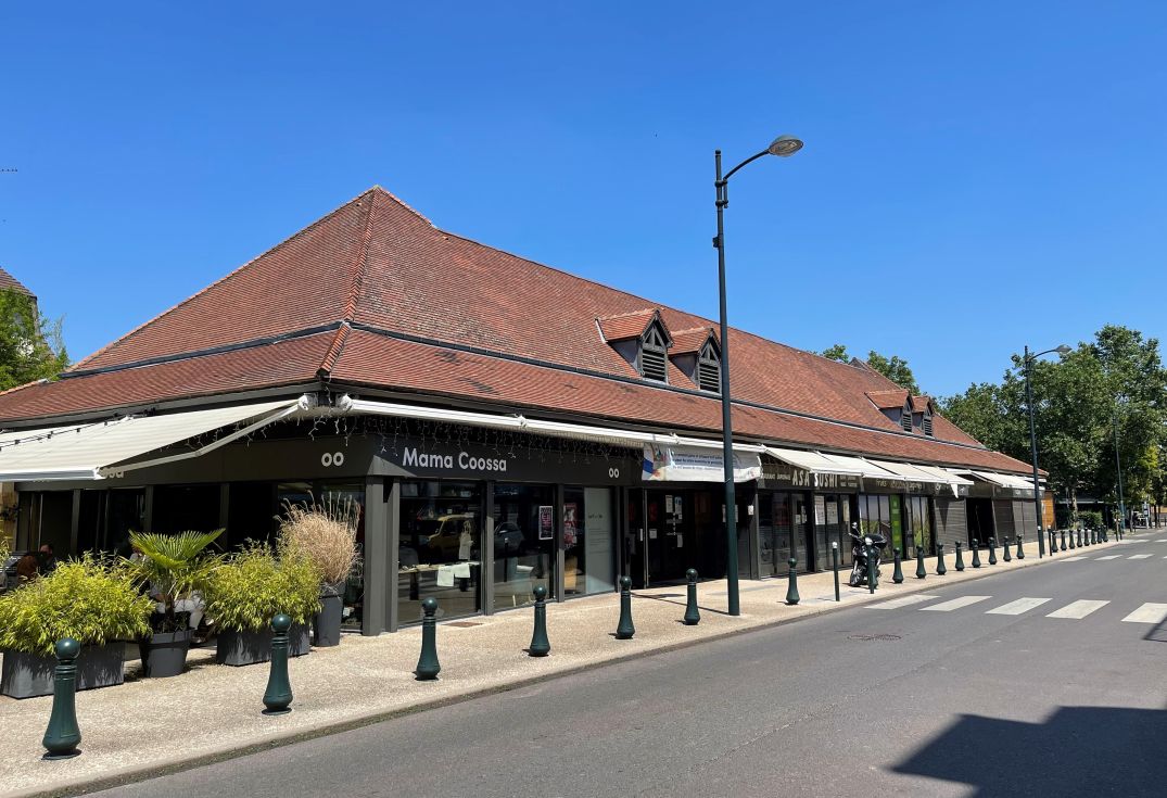 Halle Carnot